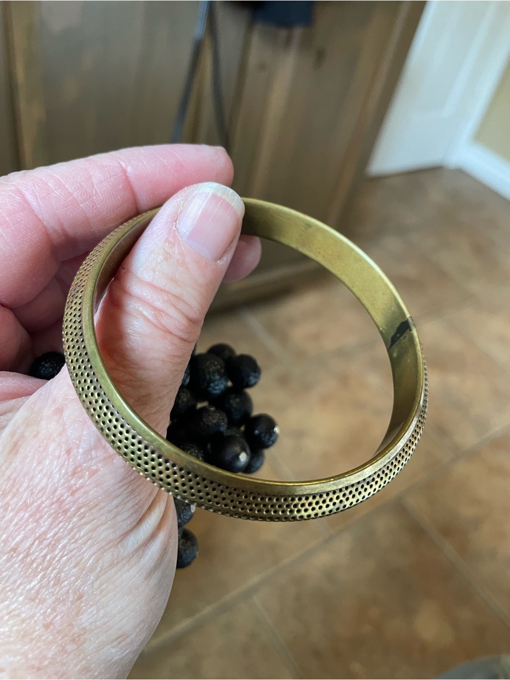 Vintage Brass Textured Bangle Bracelet - Gold Tone